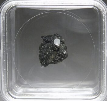 ♯Hyi22EC好奇心倶楽部隕石・鉱物標本図鑑フルコンプ11種