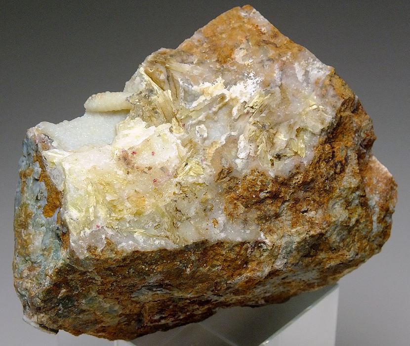 カルパチア石 蛍光 カリフォルニア州   鉱物標本・隕石標本販売の