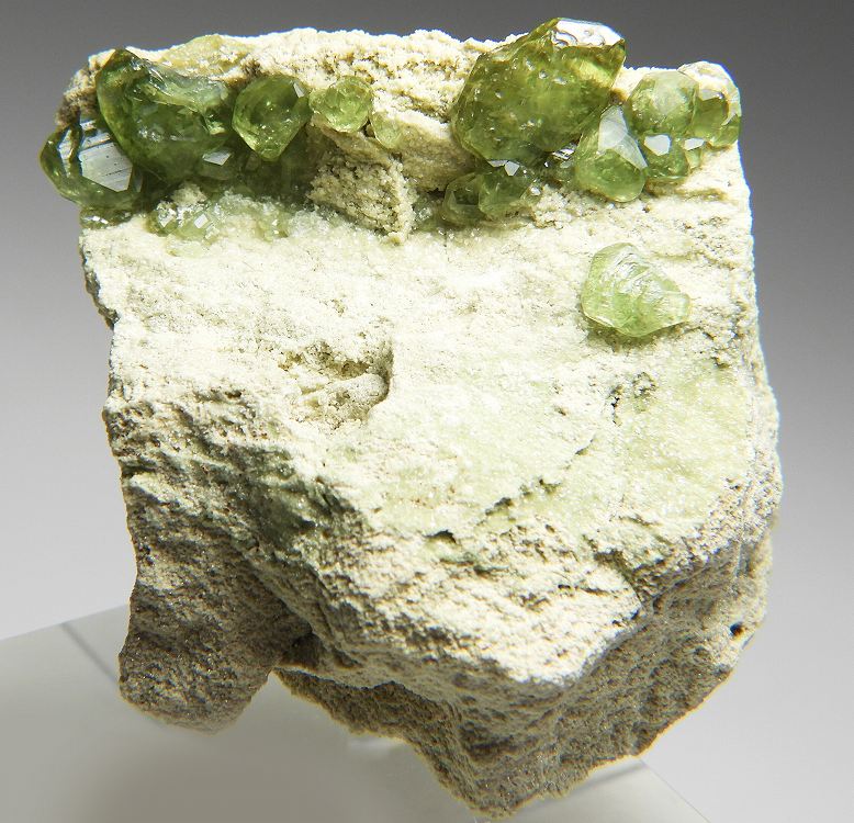 デマントイド の商品一覧- 鉱物標本・隕石標本販売のWeb専門店 エヌズ